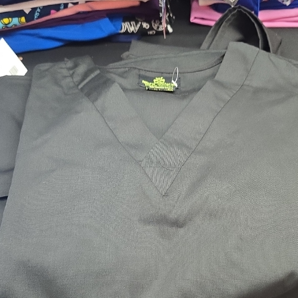 Black Scrub V-Neck Scrub Tops